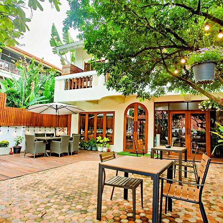 Art House Old City Chiang Mai Exterior photo